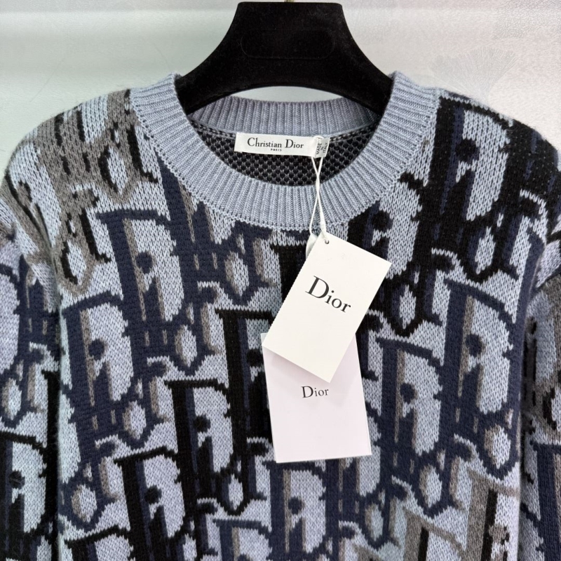 chr1st1an D10r sweaters